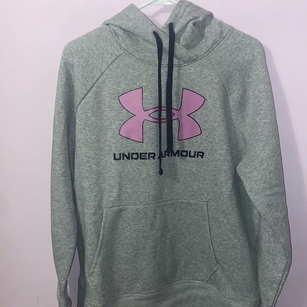 Under Armour sweatshirt